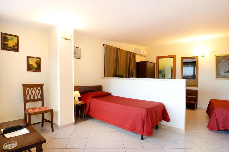 La Colombaia Hotel อากรอโปลี ภายนอก รูปภาพ